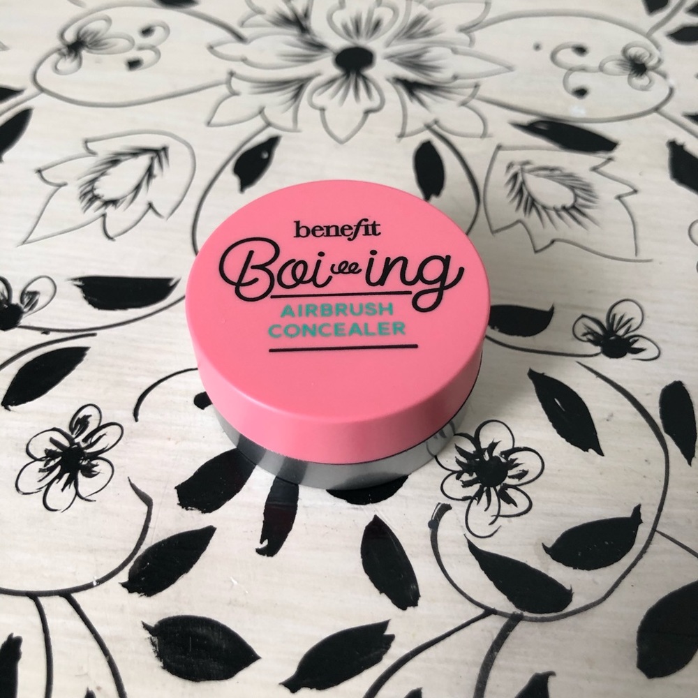 Benefit Boi-ing Airbrush Concealer Shade 01